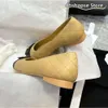 Neue Dame Designer Frauen Diamant Gitter formelle Schuhe Casual Leder flache Schuhe Mode Frauen quadratischen Kopf bequeme Slipper