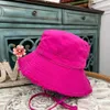 Designer hattar med bred brätte solkräm solhatt fiskehatt Bucket Hat för kvinnor Frayed Cap Farm hat