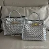 Gemüsegewebte Taschen Seil Botegas Schulter Große Venata Metall Andiamo Schnalle Lady Tote One Bag Tragbare Lederkapazität Designer Korb Damen FYRO