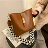 Evening Bags Women Bucket With Fur Ball Lady Crossbody Bag Printed Shoulder Strap Female Travel Ladies Big Handbags Casual