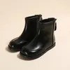 Botas 2023 Otoño para niños Color sólido Versátil Niños PU Cuero Moda Causal Niñas Princesa Antideslizante Negro