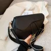 Womens Bag Designer Autumn New Single Shoulder Messenger Personlig sadel Korean Solid Color Literary Trend