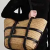 Summer designer raffia woven shopping bag palm leaves and cowhide woven from large capacity two lightweight practical crossbody bag beach bag tote bag 230427