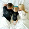 Set di abbigliamento T-shirt tutina con pagliaccetto in bambù di bambù dal design personalizzato per papà e mamma, set estivo per la famiglia