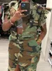 Jackets femininos BreASTED CAMOUFLAGE PRIMENTO CAPELO CURTO Spring 2023 Moda