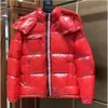 Designer Mens Puffer Jackets Downs Rockar med NFC Womens vadderade huva ytterkläder Parkas Embroiled Badge Down Windbreaker