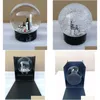 Décorations de Noël Cadeau Snow Globe Classics Lettres Boule de cristal avec boîte limitée pour VIP Client Drop Livraison Home Garden Fest Dhei7