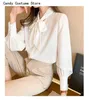 Kvinnor Bluses Women Business Shirts Ankomstskjorta Kvinnor Blus Vintage Work Casual Tops Chiffon Bow Elegant Loose