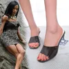 Terlik 2023 Moda Kadın Ayakkabıları Şeffaf Şeker Renk Özel Şeklinde Topuk Yüksek Topuklu Sandalet Peri