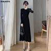 Vestidos casuales Moda coreana Jersey Suéter de punto Mujeres Otoño Invierno Manga larga Blanco Vestido de punto negro Elegante Vintage