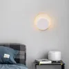 Lampada da parete Moderna Creatività in vetro Nordico Bianco latte Palla di luce per camera da letto Comodino Soggiorno Corridoio Lustre Decor Illuminazione G9