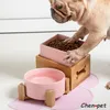 Ciotola per cani in ceramica a 5 colori con supporto in bambù Alimentatore per cibo Bulldog francese Contenitore per cibo per gatti Forniture per animali domestici rosa nordico di lusso