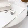Дизайнерское кольцо для женщин Классическое брендовое кольцо Модное модное розовое золото с бриллиантами Пара Обручальные кольца с буквами Праздничный подарок Ювелирные изделия Персонализированные товары