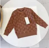 Kid -pullover Toddler Sweater Kids Designer Cardigan Burbe Boy Girls Unisex Herfst Winter Sweatshirts houden Warme brief bedrukte trui Kleding Kinderkleding 5 stijlen
