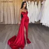 エレガントな赤いマーメイドイブニングドレス