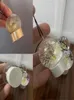 C Classics Snow Globe Car Interior Pendant med parfymflaska inuti 2021 Fashion Crystal Ball For Special Novty Christmas VIP 1892660