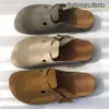 Designer Sandálias Birks Boston Clog Sandálias Homens Mulheres Verão Outono Inverno Chinelos De Couro Sliders Ao Ar Livre Interior Fivela Strap Flats Cortiça Sapatos Casuais