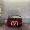 Brev valantinovv 3d mini handhållen väska designer klassisk handväska crossbody väskor crystal lady's chain dekoration axel mässing magnetisk spänne singel wo 3l5u