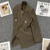 Frühjahr neue Anzugjacke Damen Metallschnalle Britischer Stil lässig vielseitig milchweiß altersreduzierender Anzugtrend