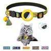 犬の首輪猫首輪とベルの調整可能なブレイクアウェイ子猫の襟付きバックルエアタグホルダーケースペット黄色
