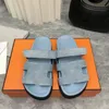 Top quality fashion Classic Leather Chypre Sandals Slides for men women flat shoes summer outdoor non-slip slippers Scuffs Luxury designer Shoes Factory Large