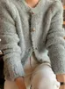 Tricots pour femmes Automne Hiver Vintage Manches Bouffantes Pull Manteau Femmes Style Coréen Simple Boutonnage O-cou Couleur Unie Casual Cardigans Tricotés