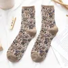 Femmes chaussettes rétro ethnique fleurs Style automne hiver coton décontracté confortable dames mignon printemps filles Harajuku équipage Sox