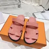 Top quality fashion Classic Leather Chypre Sandals Slides for men women flat shoes summer outdoor non-slip slippers Scuffs Luxury designer Shoes Factory Large