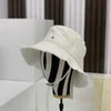 Vrouw brede rand hoeden zomer le bob artichaut emmer hoed brief gemonteerd vissersmode mode