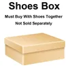 une boîte à chaussures de créateur doit être achetée avec des chaussures ensemble
