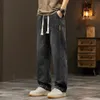 Jeans da uomo Jeans dritti larghi elastici pantaloni in denim a gamba larga da uomo pantaloni casual stile coreano Abbigliamento sportivo abbigliamento jeans pantaloni da uomo 231124