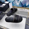 Designer Fashion Women Sandals Knitted Slippers Thick Bottom Chain Decoration Fire Style with Box and Dust Bag 35-41