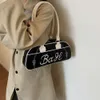 Borsa tote grande portatile per donna 2024 Nuova moda alla moda Borse monospalla sotto ascella Autunno Borsa da viaggio occidentale Borse a cuscino Portafoglio