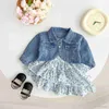 Kledingsets lente en herfst pasgeboren baby meisje denim jas gebloemde jurk set modieuze kinderkleding twee sets R231127