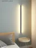 Lâmpadas de parede Lâmpada de parede quarto luzes de cabeceira luzes decorativas nórdicas linha minimalista luz longa tira fundo preto luz de parede quarto q231127