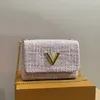 Woolen Chain Crossbody Bag Flap Twist Messenger Bags Golden Hardware Fashion Letters Multiple Colors Classic Hand Wallet 23cm