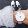 Zegarek na ręce studenckie dziewczyny parę wszystkich meczów Watch Ladies Korean Prosty Kwarc biznesowy
