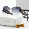 Luxe mode -unisex zonnebril met transparante kleurveranderende frame gradiëntlenzen vrouwen zonneschadebeveiliging mannen die een bril rijden