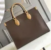 Designer-Tasche für Damen, geprägte Monogramme, ONTHEGO GM MM Handtaschen, Clutch, Geldbörse, große Kapazität, Einkaufstasche, Damenhandtasche, Griff, Damenmode, Damenrucksack für unterwegs