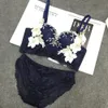 BRAS SETS HÖGA KVALITET KVINNOR Underkläder Set och B Cup BH Panty Set Brand Fine Brodery Sexig Lace Lingerie Push Up Bra Set 230427