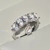 Fedi nuziali Anello di cristallo ovale di lusso Moda femminile AAAA Zircone Goccia d'acqua Gioielli Regalo di compleanno Argento 925 Donna 231124