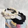 Schwarz Weiß Vintage Luxus Stirnband Designer Einfache Art Und Weise Plissee Kopfbedeckung Frauen Waschen Gesicht Make-Up Breitkrempiges Stirnband Familie Mädchen Geschenk Stirnband