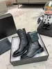 Designer-Stiefel, Modemarke, Martin-Stiefel, klassische, vielseitige kniehohe Chelsea-Stiefel, hochwertige flache Damenstiefel aus Leder mit dicker Sohle