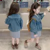 Jackor 2-8 år barn denim för flickor söt mjuk blå jean outwear coat småbarn baby höstjacka barn kläder 3 4 5 6 7