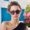 Lunettes de soleil 2024 rétro cadre carré femmes européennes et américaines pour femme conduite en plein air anti-uv lunettes de chat