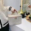 Organizzatore di cosmetici 2023 Nuova borsa per il trucco di grande capacità Borsa per il trucco portatile per ragazza Borsa per il trucco da viaggio multifunzionale 231127