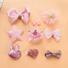 Accessori per capelli 10pcs per bambini clips stelle arco fatte a mano Hairpins carine principessa barrette da cucciolo di copricapo set di scatole regalo