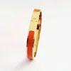 Designer Classic Letter Bracelet Womens Couples Bracelets Rose Gold Sier Tri-Colour Bangle 8 mm de grande taille 17 bijoux