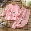 Pyjama's geprinte cartoon schattige baby lange mouw thuiskleding 2pcset peuter kostuum katoen comfort children ondergoed tops pant 231127