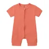 Ensembles de vêtements personnalisé organique nouveau-né bébé bambou combinaison Babi pyjamas en gros vêtements d'été enfants fermeture éclair Onesie barboteuse courte